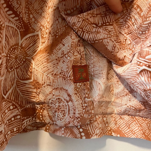 Tommy Bahama Men’s Floral Button Up Short Sleeve M 100% Silk Burnt Orange/Salmon - Picture 4 of 7
